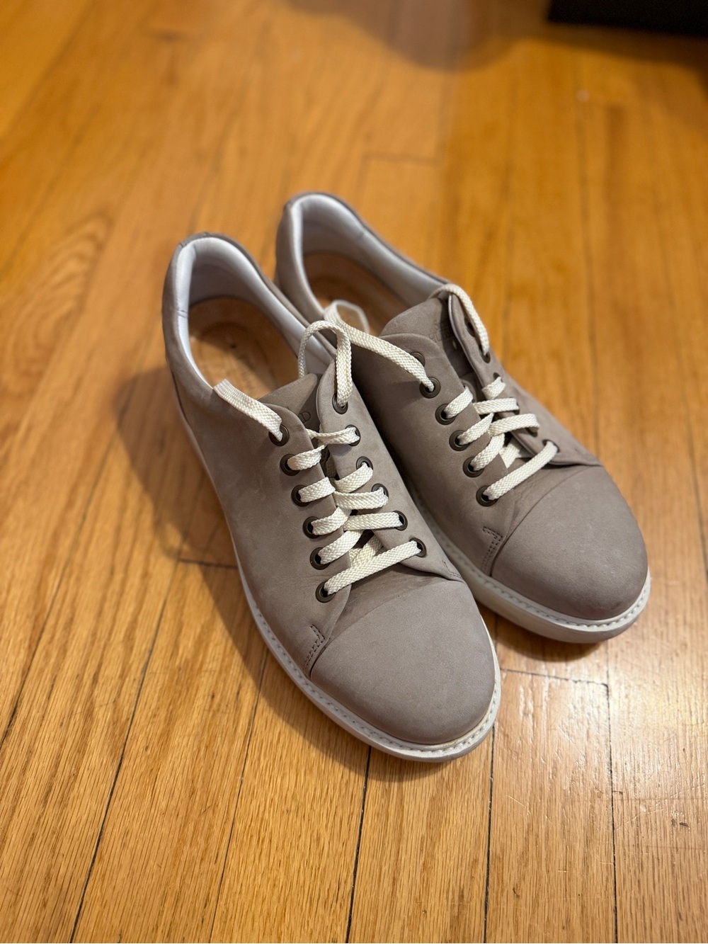 Women's Low-Top Lace-Up Sneakers in Taupe size 8